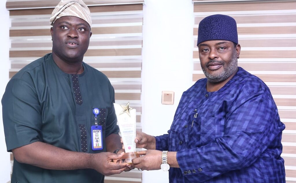 LASUBEB CHAIRMAN WINS EDUCATIONAL REFORMS AWARD